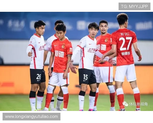 广州街舞队与上海街舞队赛后状态分析与表现对比探讨